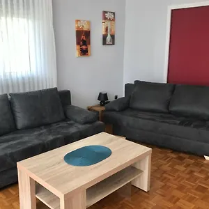 Noll Apartment